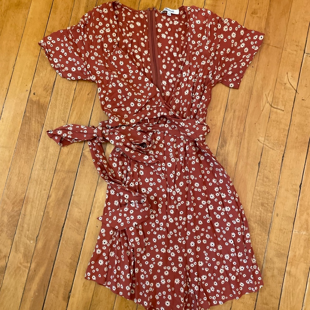 Madewell Wrap-Front Romper in Daisy Field